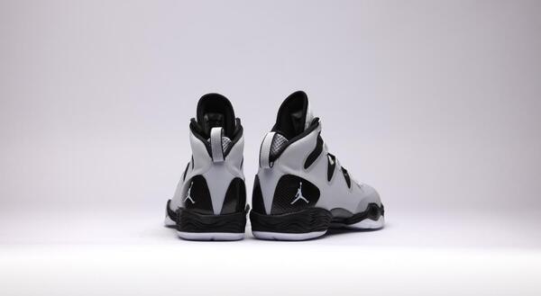 Air Jordan XX8 SE 